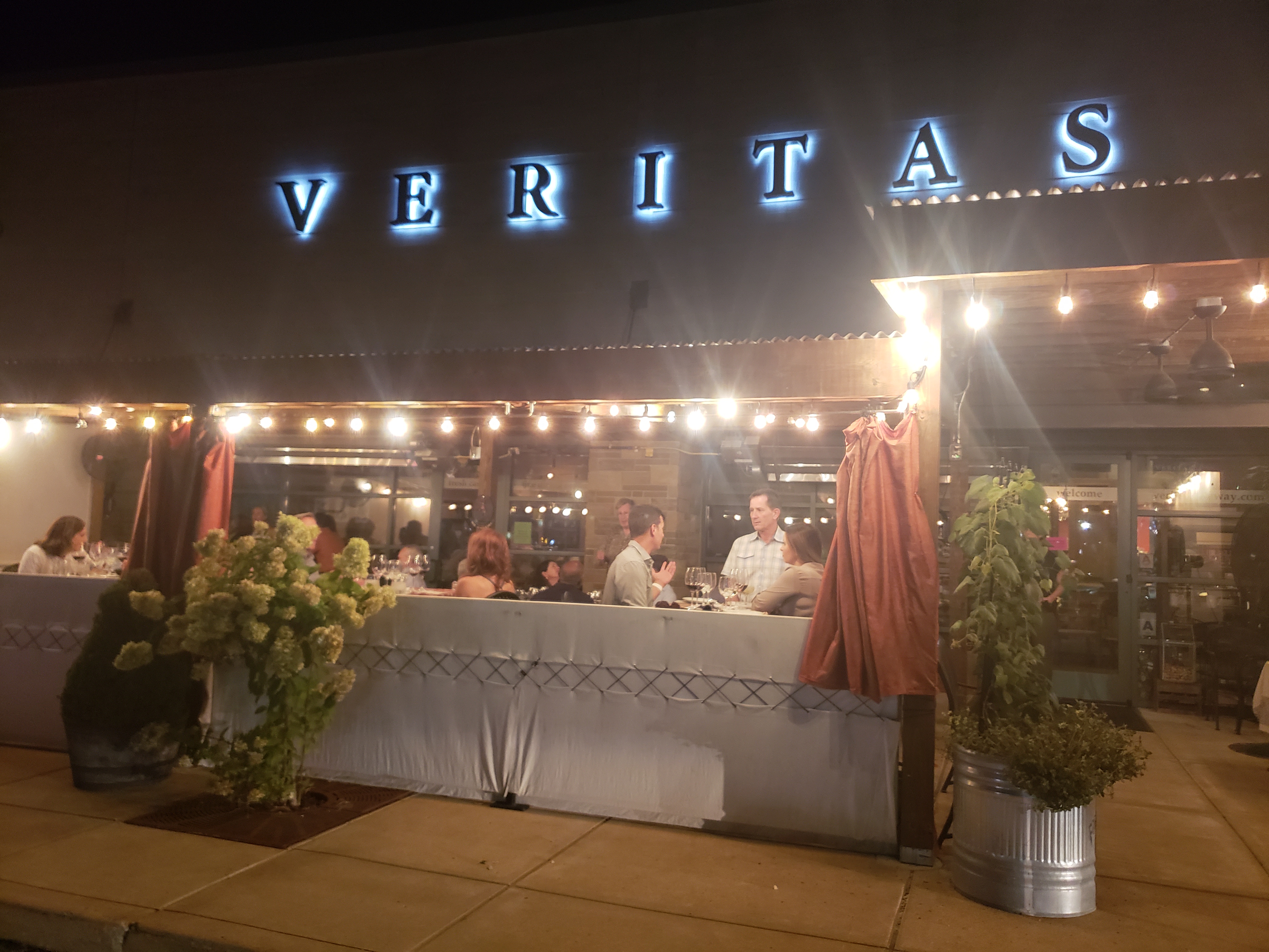 Restaurant Ambience